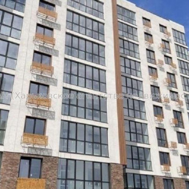 Продам квартиру, Динамовская ул. , 3 кім., 103.30 м², без отделочных работ 