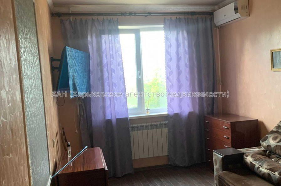 Продам квартиру, Юбилейный просп. , 3 кім., 67 м², косметический ремонт 