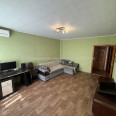 Продам квартиру, 2 кім., 75 м², косметический ремонт 
