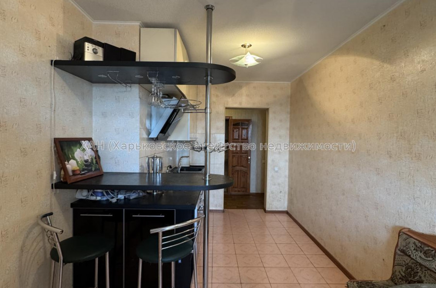 Продам квартиру, 2 кім., 75 м², косметический ремонт 