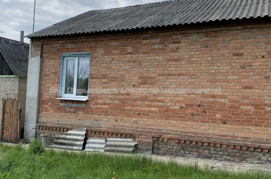 Продам дом, Достижений ул. , 70 м², 12 сот., советский ремонт 
