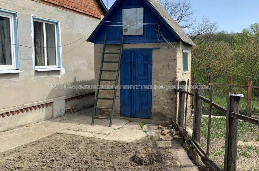 Продам дом, Достижений ул. , 70 м², 12 сот., советский ремонт 