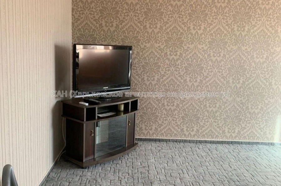 Сдам квартиру, Юбилейный просп. , 1  ком., 32.50 м², косметический ремонт 