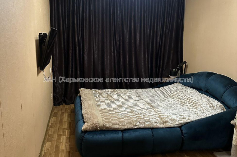 Продам квартиру, Тракторостроителей просп. , 1 кім., 39 м², советский ремонт 