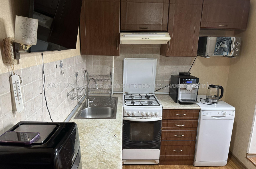 Продам квартиру, Тракторостроителей просп. , 1 кім., 39 м², советский ремонт 