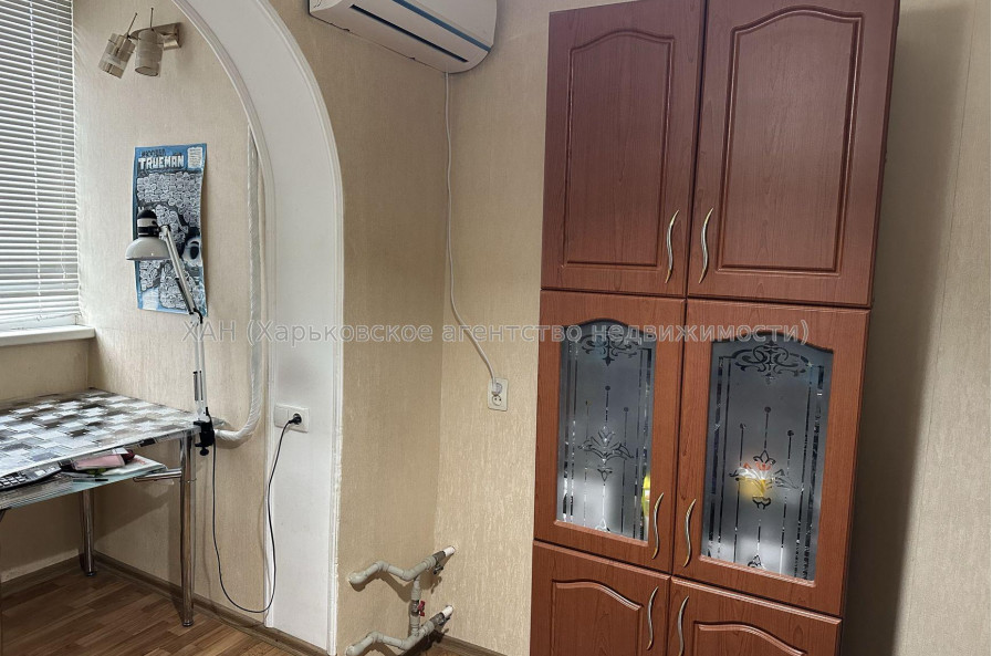 Продам квартиру, Тракторостроителей просп. , 1 кім., 39 м², советский ремонт 