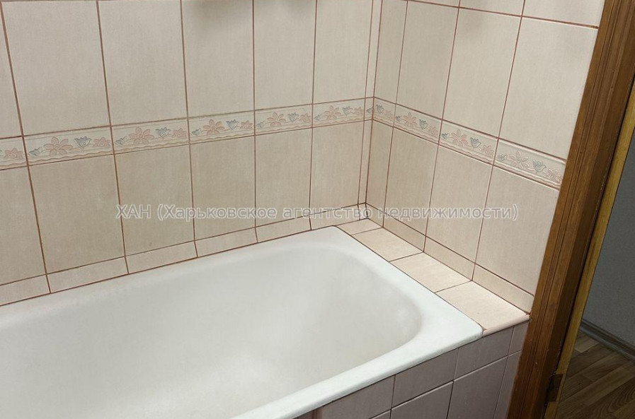 Продам квартиру, Тракторостроителей просп. , 1 кім., 39 м², советский ремонт 