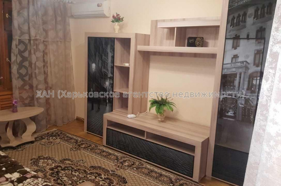 Сдам квартиру, Гвардейцев Широнинцев ул. , 1  ком., 42 м², косметический ремонт 