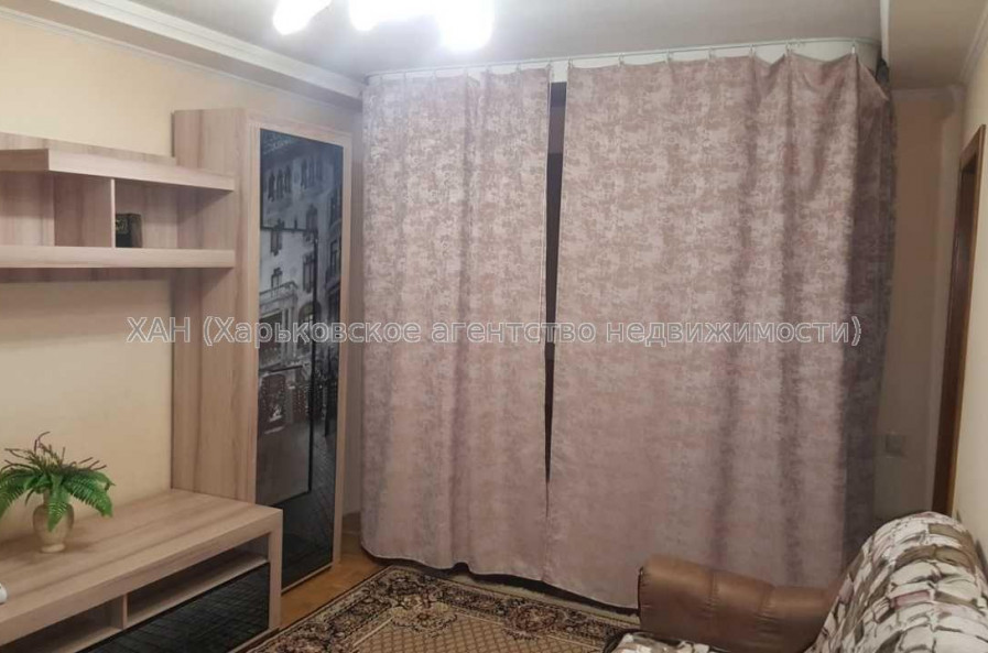 Сдам квартиру, Гвардейцев Широнинцев ул. , 1  ком., 42 м², косметический ремонт 