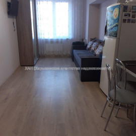 Продам квартиру, Героев Харькова просп. , 1  ком., 28 м², евроремонт