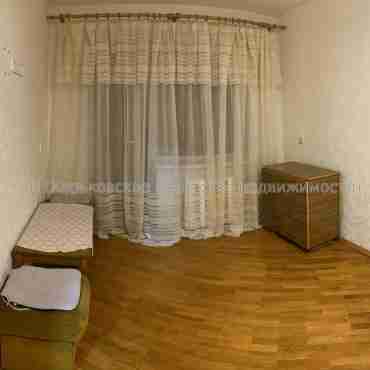 Продам квартиру, Петра Болбочана ул. , 1 кім., 28.80 м², косметический ремонт 