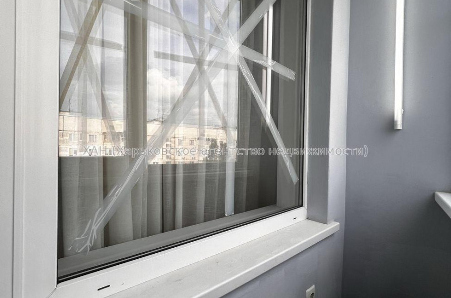 Продам квартиру, Каденюка ул. , 2 кім., 44.40 м², евроремонт 