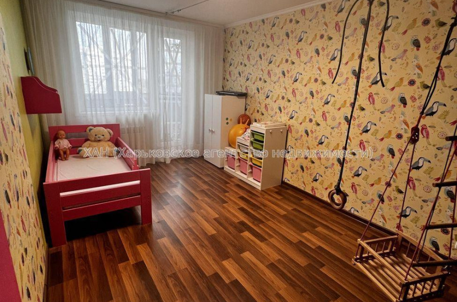 Продам квартиру, Каденюка ул. , 2 кім., 44.40 м², евроремонт 