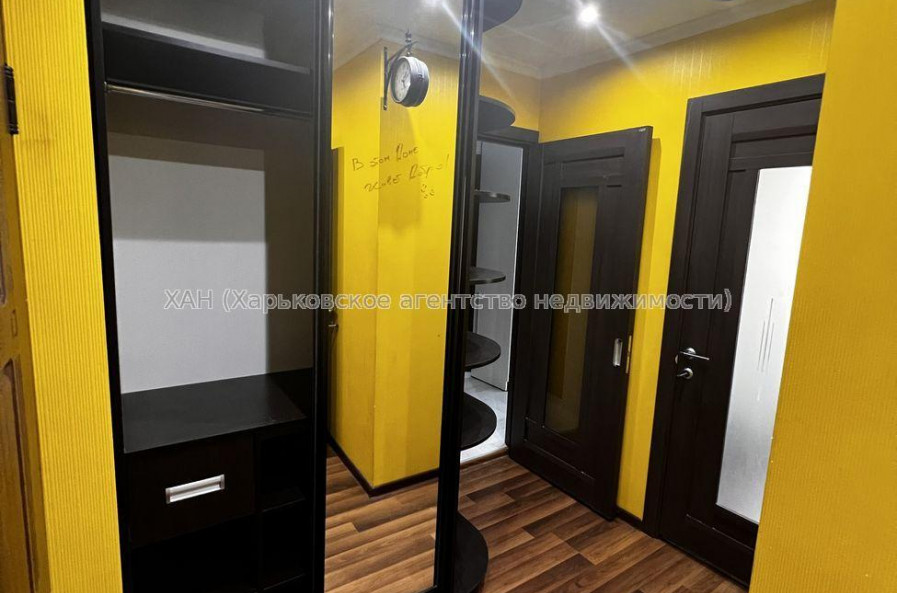 Продам квартиру, Каденюка ул. , 2 кім., 44.40 м², евроремонт 