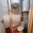 Продам квартиру, Гвардейцев Широнинцев ул. , 1 кім., 18 м², советский ремонт 