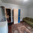 Продам квартиру, Гвардейцев Широнинцев ул. , 1 кім., 18 м², советский ремонт 