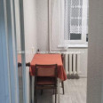 Сдам квартиру, Льва Ландау просп. , 1  ком., 40 м², косметический ремонт 