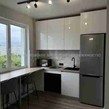 Сдам квартиру, Победы просп. , 61Б , 1  ком., 37 м², евроремонт 