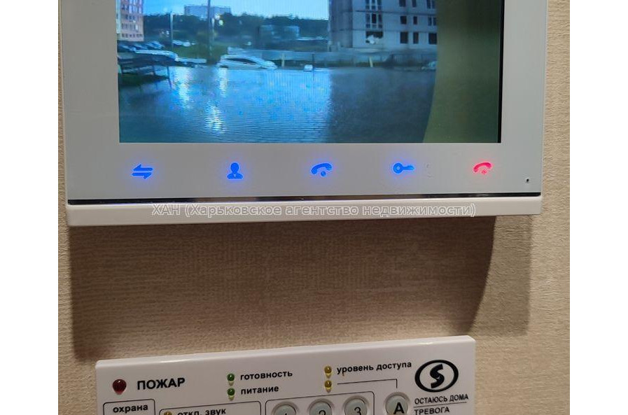 Продам квартиру, Гвардейцев Широнинцев ул. , 1 кім., 45 м², капитальный ремонт 