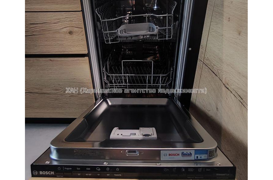 Продам квартиру, Гвардейцев Широнинцев ул. , 1 кім., 45 м², капитальный ремонт 