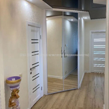 Продам квартиру, Гвардейцев Широнинцев ул. , 2  ком., 66 м², авторский дизайн 