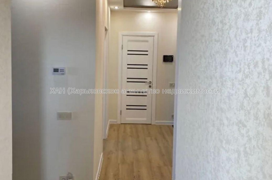Продам квартиру, Гвардейцев Широнинцев ул. , 2  ком., 66 м², авторский дизайн 