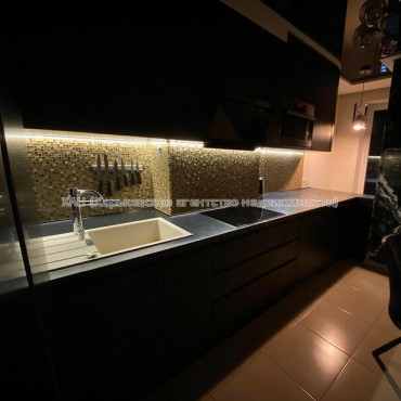 Продам квартиру, Гвардейцев Широнинцев ул. , 2  ком., 66 м², авторский дизайн 