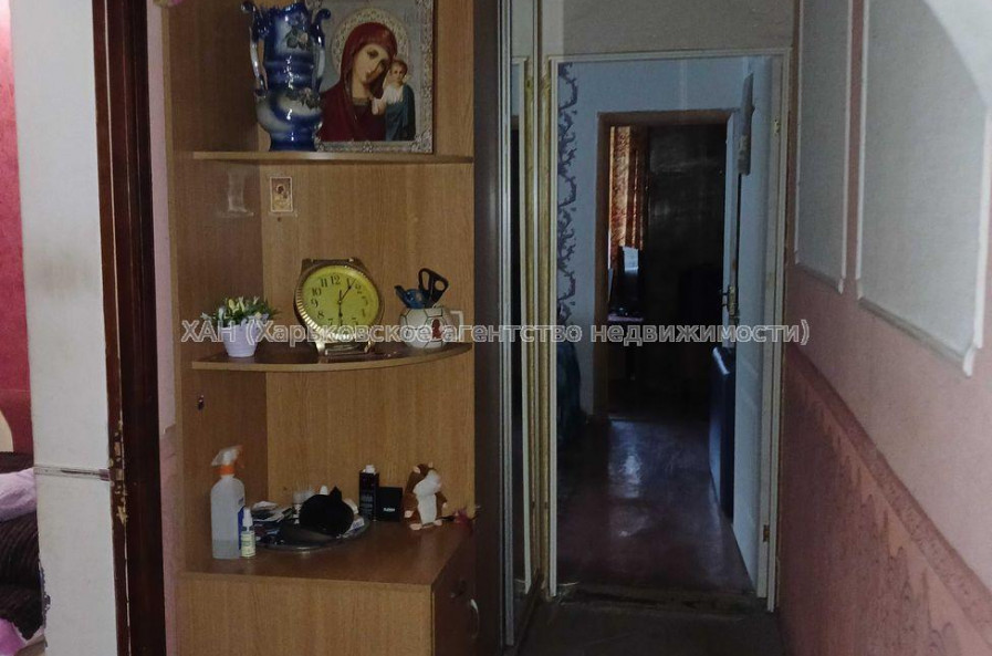 Продам квартиру, Победы просп. , 4  ком., 72 м², косметический ремонт 