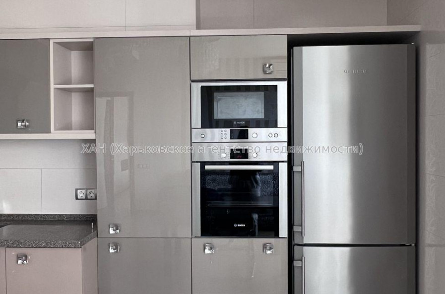Продам квартиру, Науки просп. , 2  ком., 67.40 м², авторский дизайн 