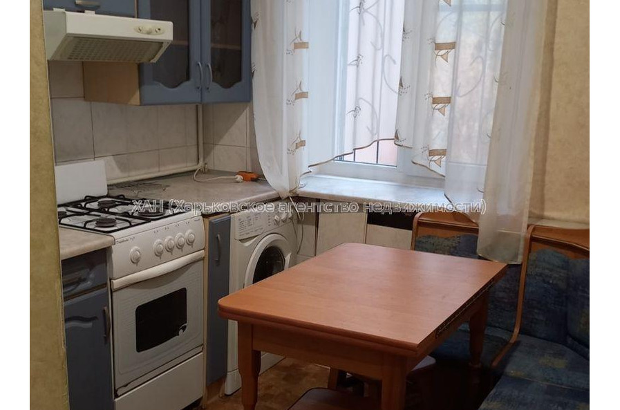 Продам квартиру, Снегиревский пер. , 1  ком., 31.60 м², капитальный ремонт 