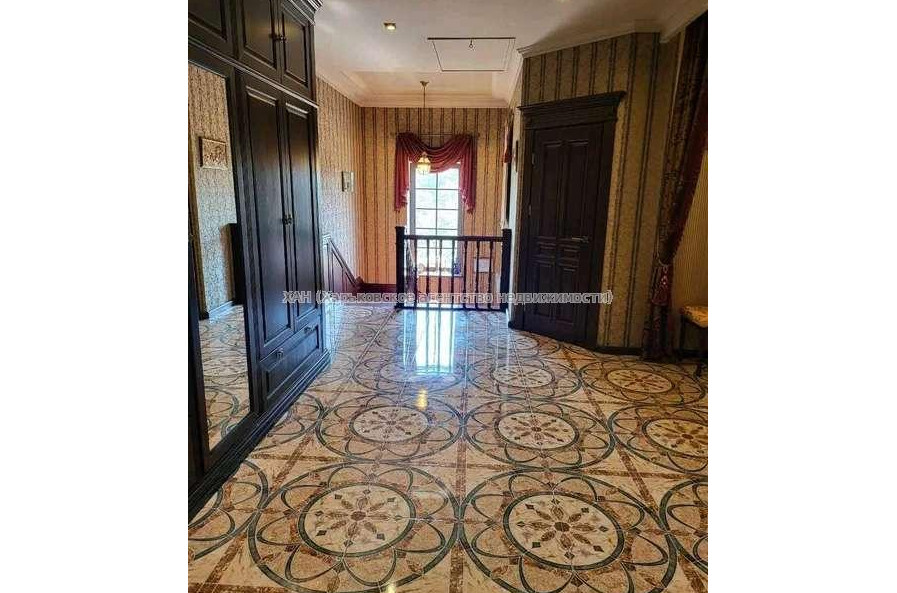 Продам будинок, Гагарина ул. , 187 м², 14 соток, капитальный ремонт 
