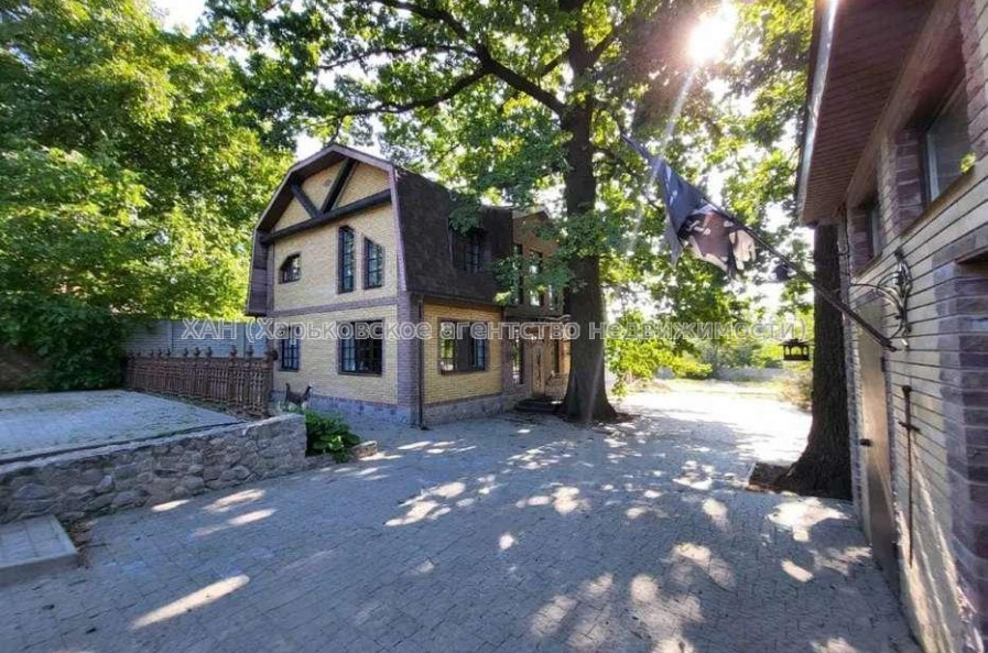 Продам будинок, Гагарина ул. , 187 м², 14 соток, капитальный ремонт 