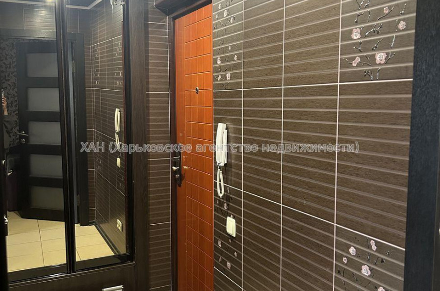 Продам квартиру, Большая Кольцевая ул. , 1 кім., 33 м², косметический ремонт 