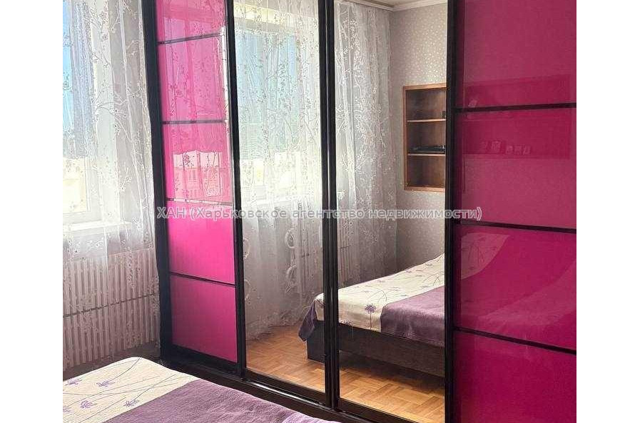 Продам квартиру, Соборности Украины ул. , 3  ком., 72.40 м², капитальный ремонт 