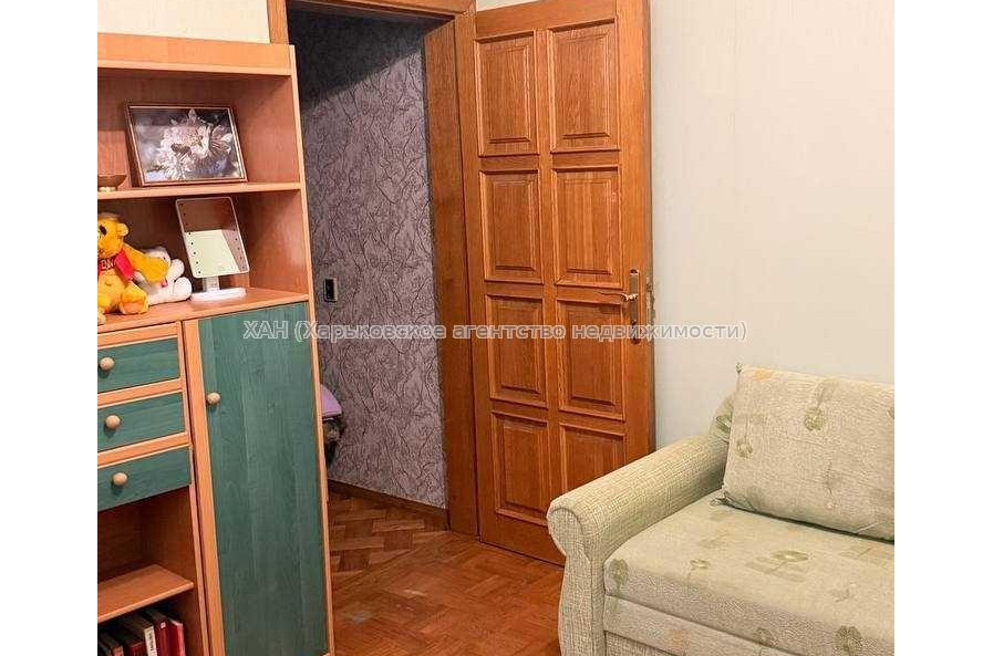 Продам квартиру, Соборности Украины ул. , 3  ком., 72.40 м², капитальный ремонт 