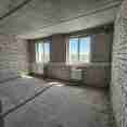 Продам квартиру, Мира ул. , 3  ком., 82 м², без внутренних работ 