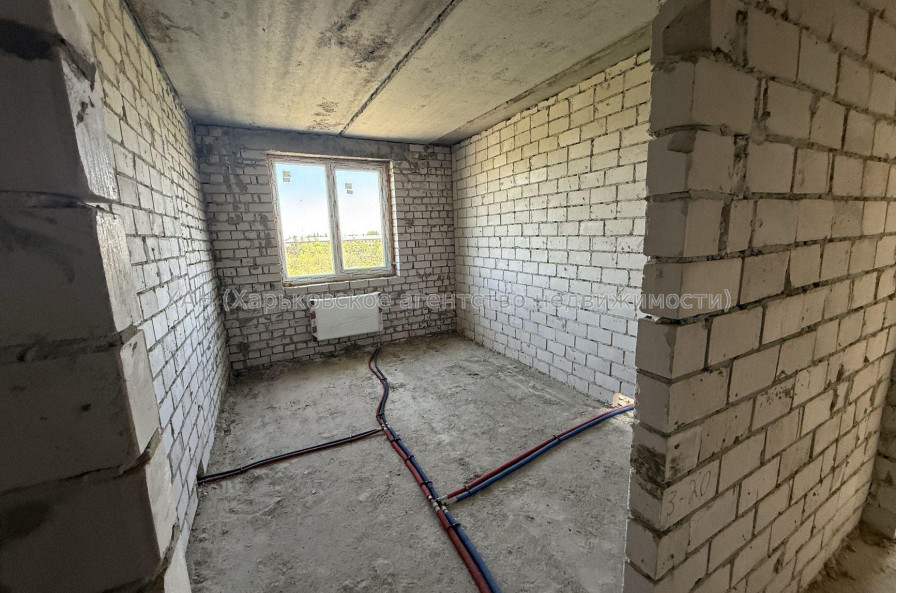 Продам квартиру, Мира ул. , 3  ком., 82 м², без внутренних работ 
