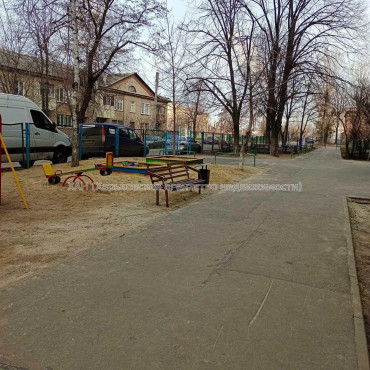 Продам квартиру, Байрона пр-т , 1 кім., 26.60 м², капитальный ремонт 