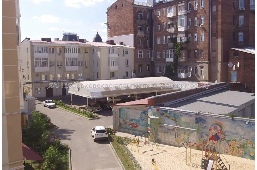 Продам квартиру, Дмитриевская ул. , 1 кім., 50 м², авторский дизайн 