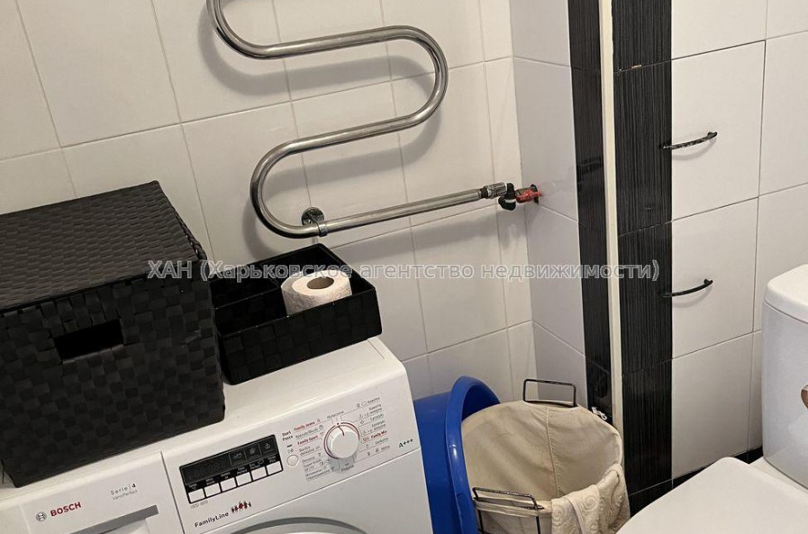 Продам квартиру, Богомольца ул. , 1 кім., 40 м², капитальный ремонт 