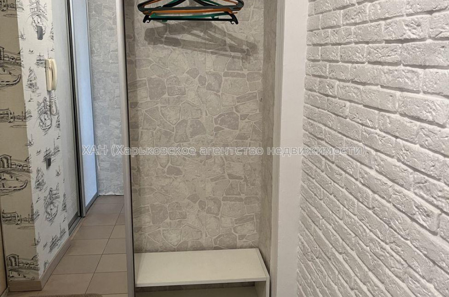 Продам квартиру, Богомольца ул. , 1 кім., 40 м², капитальный ремонт 