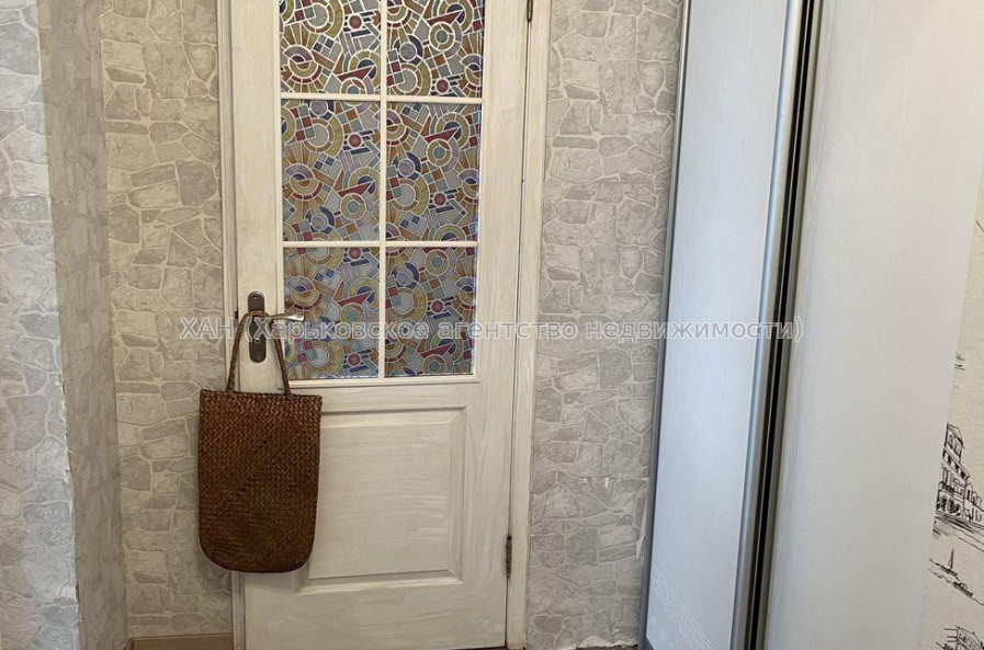 Продам квартиру, Богомольца ул. , 1 кім., 40 м², капитальный ремонт 
