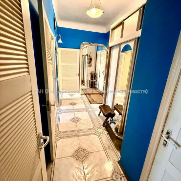 Продам квартиру, Библика ул. , 3  ком., 79.30 м², капитальный ремонт 