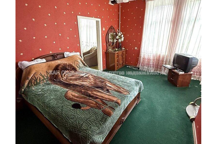 Продам квартиру, Библика ул. , 3  ком., 79.30 м², капитальный ремонт 