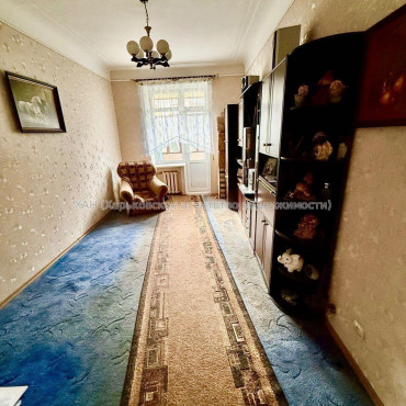 Продам квартиру, Библика ул. , 3  ком., 79.30 м², капитальный ремонт 