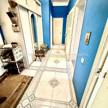 Продам квартиру, Библика ул. , 3  ком., 79.30 м², капитальный ремонт 