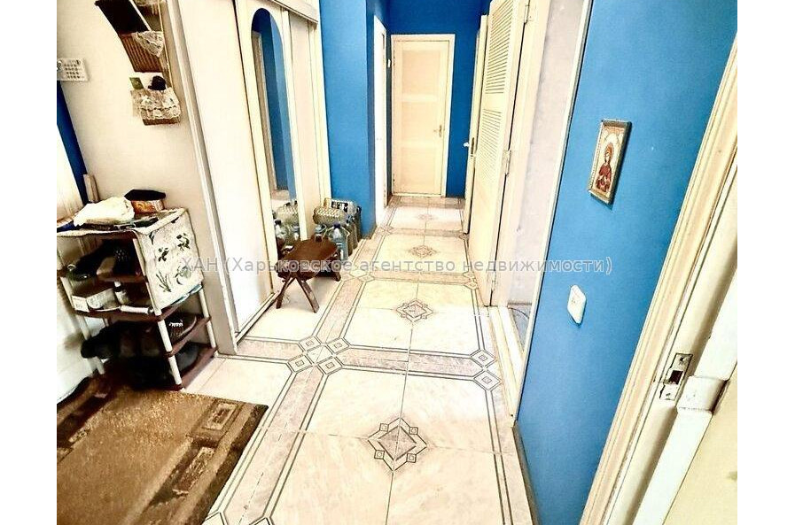 Продам квартиру, Библика ул. , 3  ком., 79.30 м², капитальный ремонт 