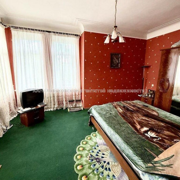 Продам квартиру, Библика ул. , 3  ком., 79.30 м², капитальный ремонт 