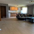 Продам квартиру, Машиностроителей ул. , 3 кім., 96 м², капитальный ремонт 