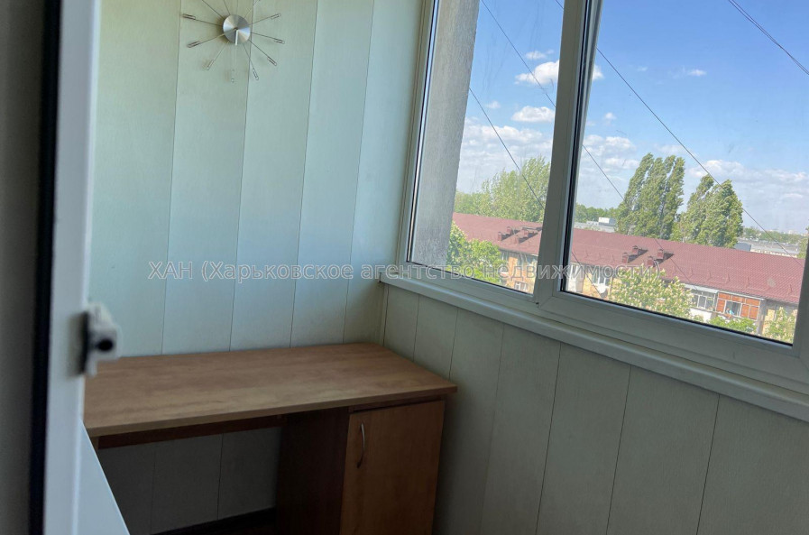 Продам квартиру, Машиностроителей ул. , 3 кім., 96 м², капитальный ремонт 